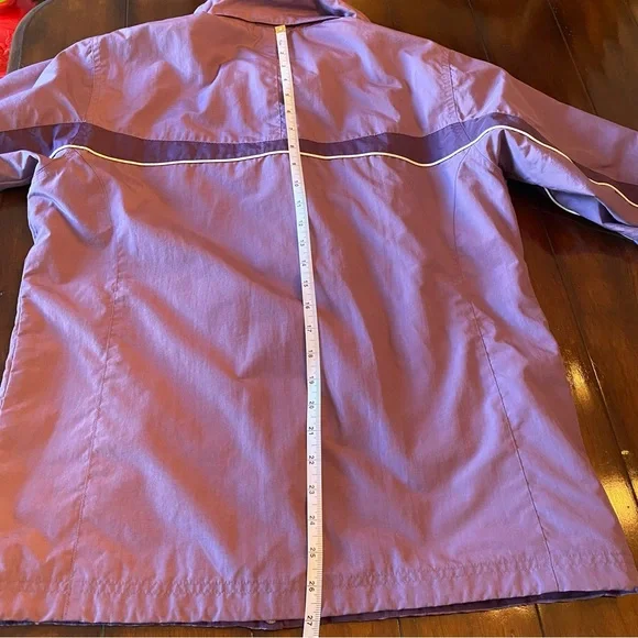 L.L. Bean Women’s Jacket (Shell) Size Small Zip Close. Purple Lightweight. - Picture 11 of 12